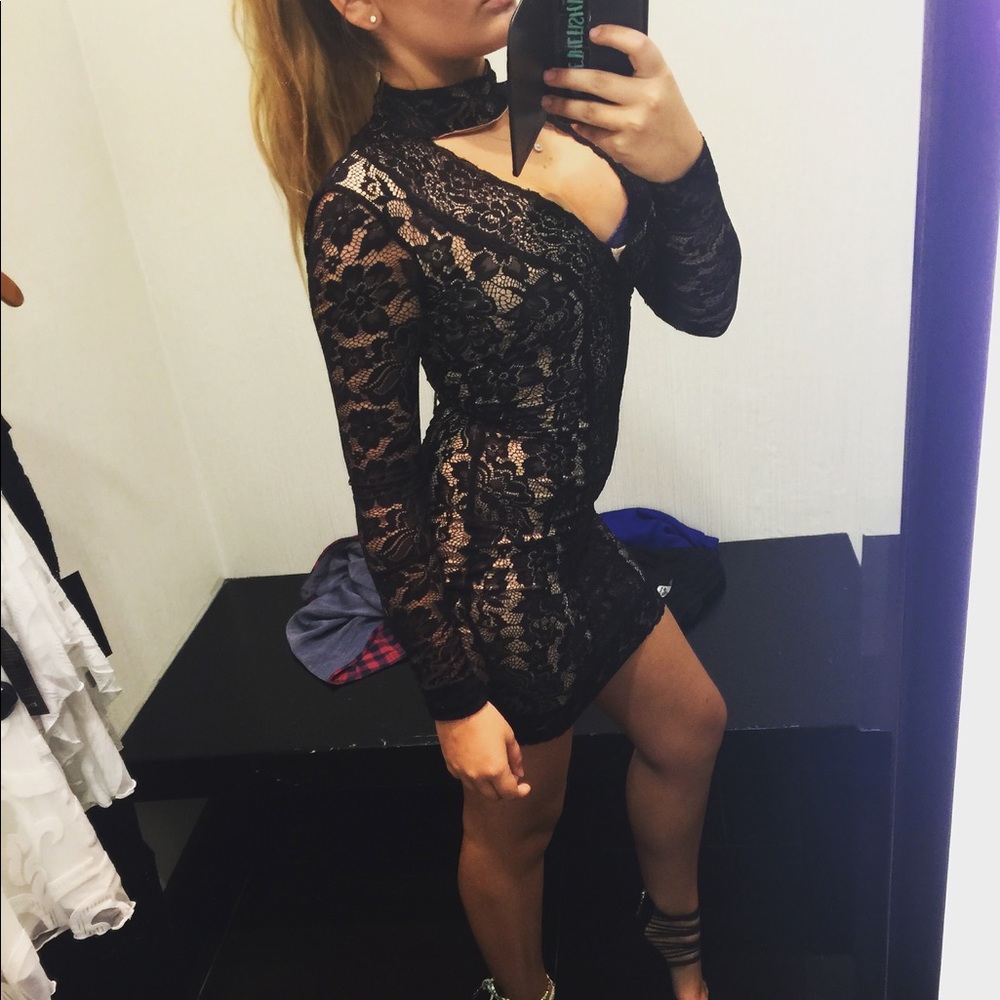 BEBE black long sleeve laced dress